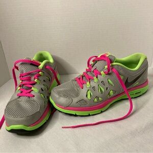 Nike Dual Fusion Run 2 GS “Pink Volt” Running Shoes Youth 6.5Y